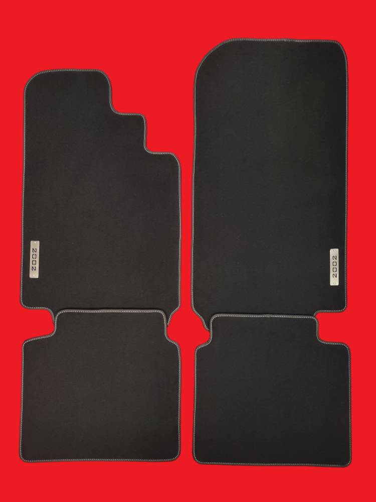 Black Carpet Floor Mats For 2005-2007 Corvette – Embroidered Red Flag Emblem – Front Pair, Anti-Slip