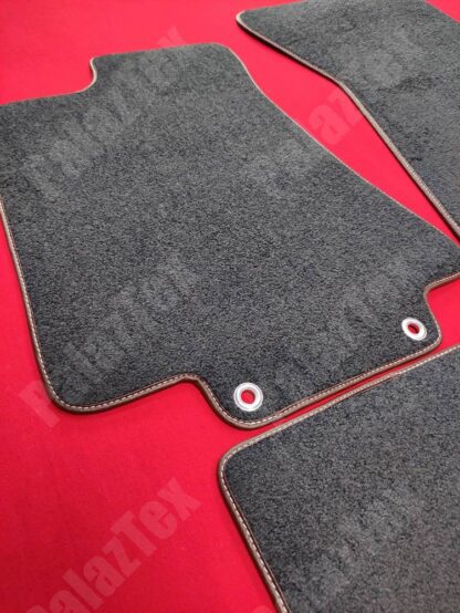thumbnail image 2 of Genuine Lengenfelder Velour Floor Mats For Jaguar XK8 / XKR (X100) - Black, German Made 2 of 6