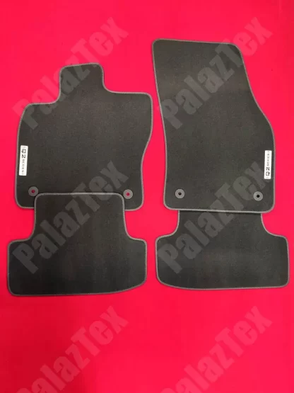 audi q2 anthracite velour floor mat set