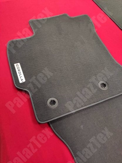 toyota corolla carpet mats with logo