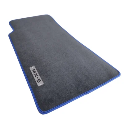 mazda mx-5 miata carpet mat with logo